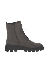 Stivale ankle in suede grigio con lacci frontali, zip laterale e suola in gomma nera spessa con motivo strutturato.