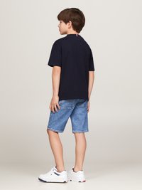 Thumbnail Image 2