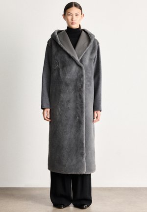 Zimný kabát - dark grey