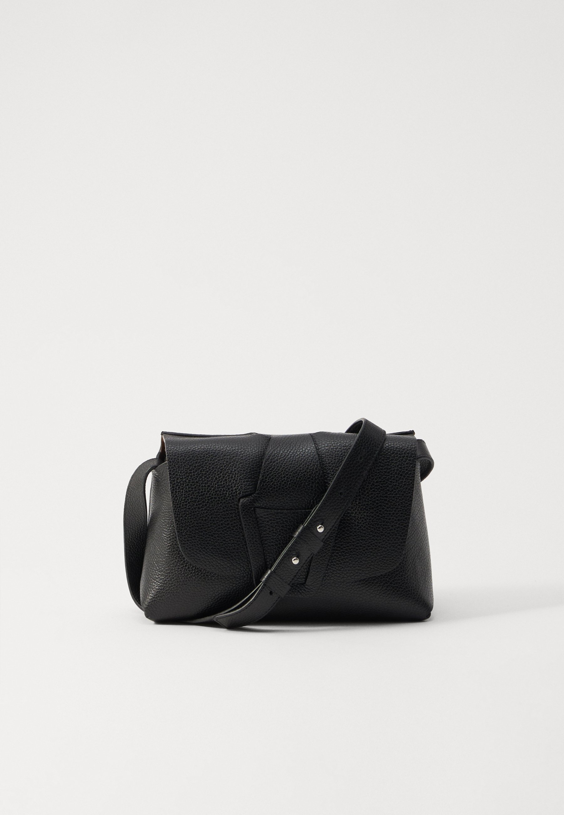Hereu MABRA GRAINY UNISEX - Cross body bag - black - Zalando.co.uk