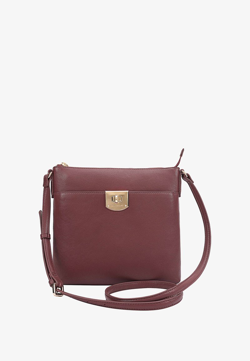 Sac en cuir bourgogne à bandoulière avec un fermoir en ton doré, design plat, bandoulière réglable et texture lisse. Simple et fonctionnel.