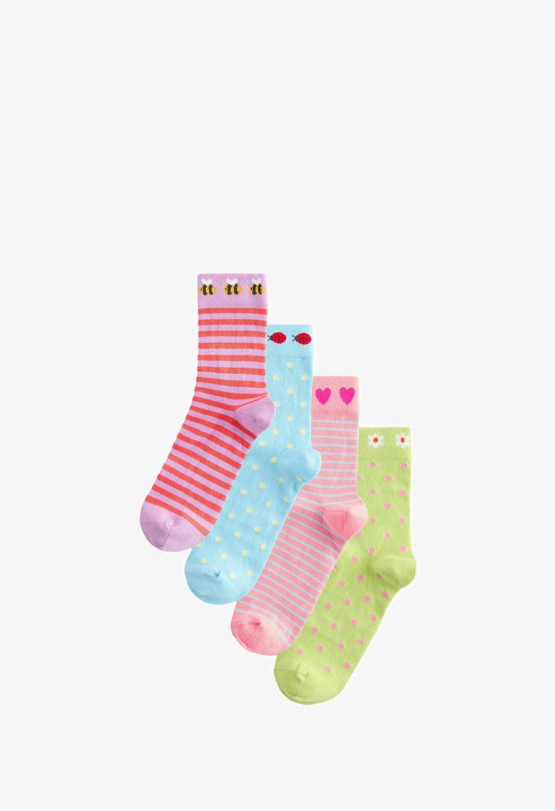 Štiri pisane nogavice z vzorci: roza in rdeče črte z čebelami, modra z rumenimi pikami in rdečimi pikapolonicami, roza črte s srcmi, zelena z roza pikami in belimi cvetovi.