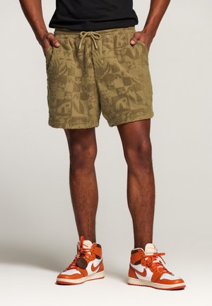 Shorts - dark green