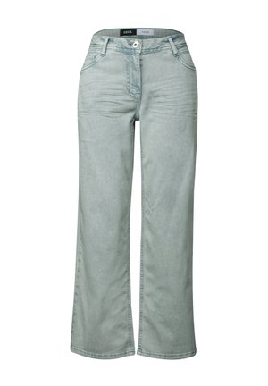 Jeans a gamba larga di colore blu chiaro realizzati in denim con una texture liscia, dotati di tasche frontali, chiusura con bottone e dettagli di cucitura discreti.