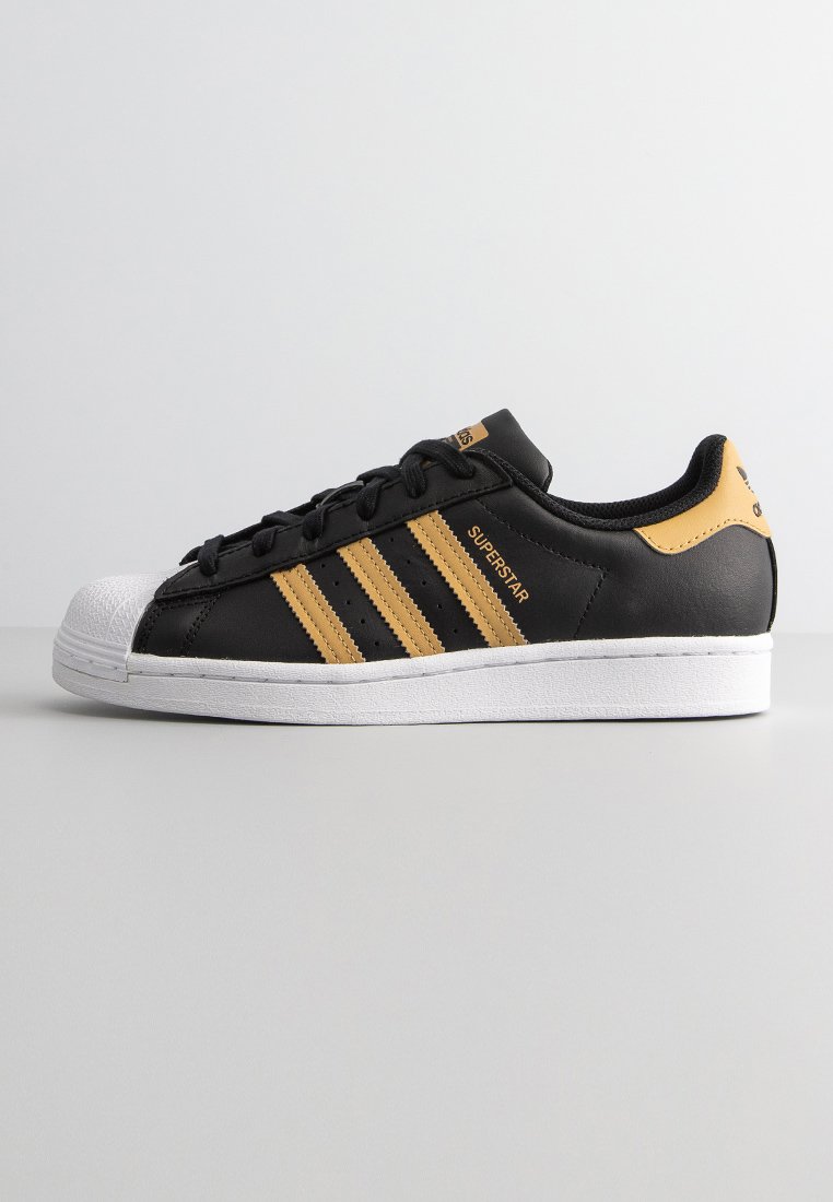 adidas golden superstar