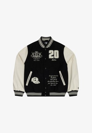 Crni i krem varsity jakna s izvezenim detaljima, rebrastim manžetama i ovratnikom. Sadrži brojeve, logotipe i tekst na tkanini.