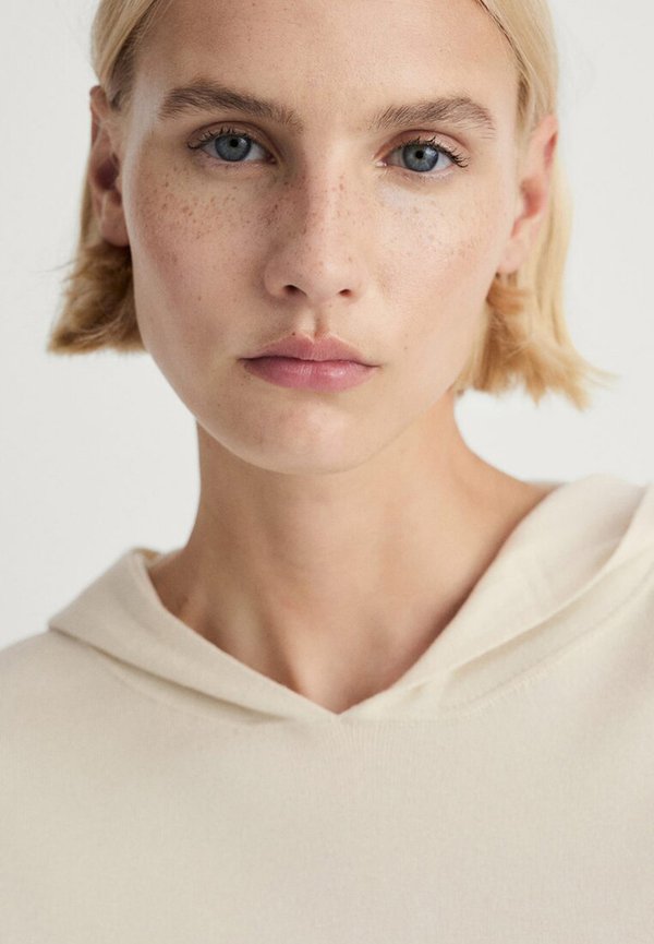 GUSTA - Hoodie - sand4