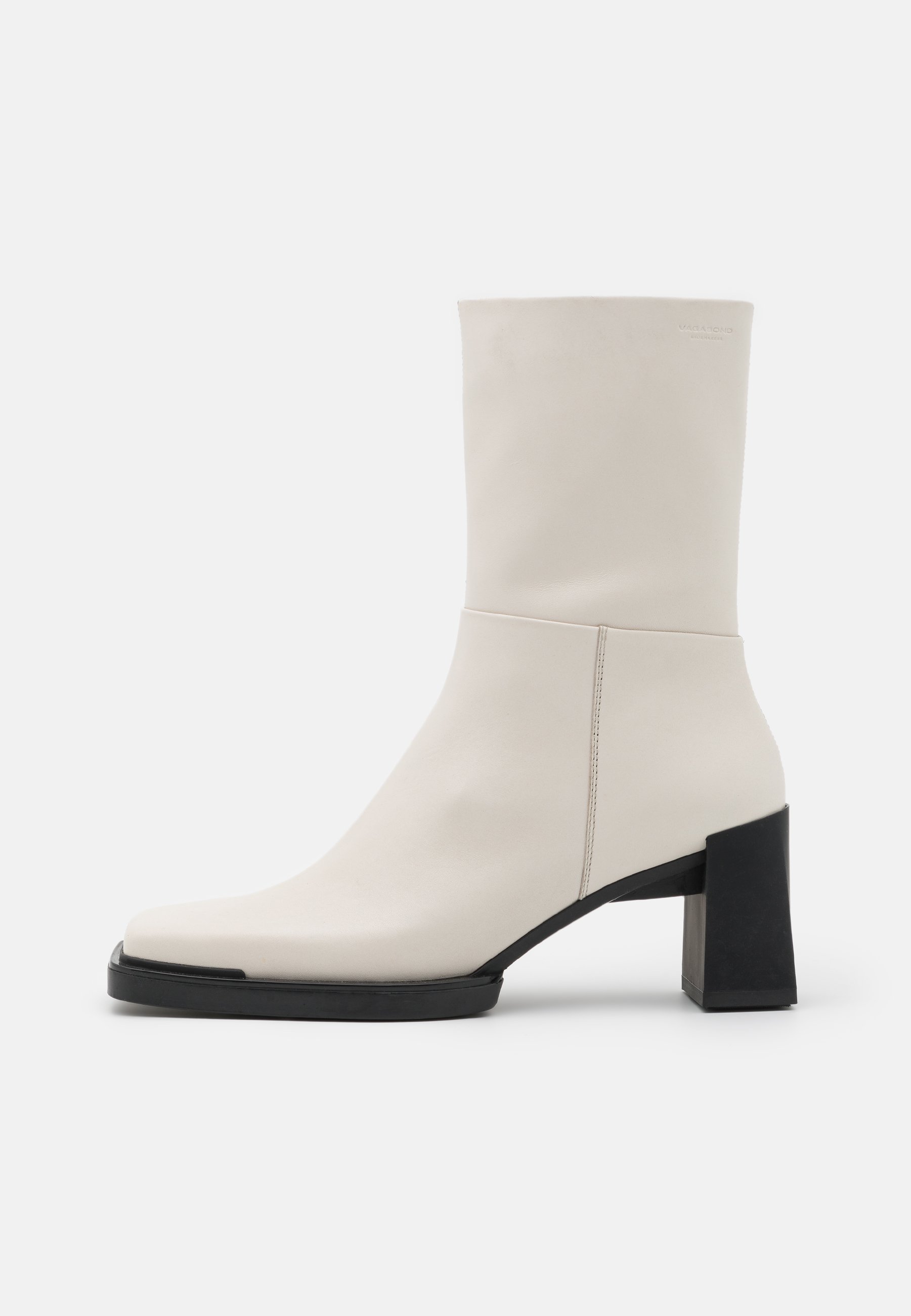 Vagabond EDWINA - Korte laarzen - offwhite/crème - Zalando.nl