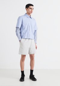 Thumbnail Image 2