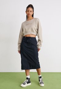 Converse CARGO SKIRT - A-lõikeline seelik - black