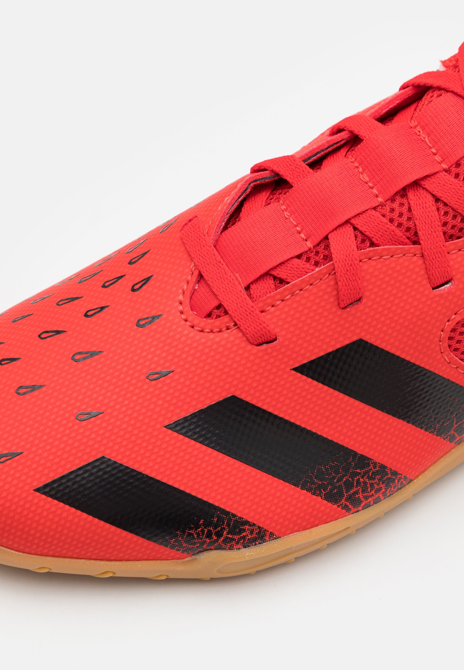 adidas predator performance