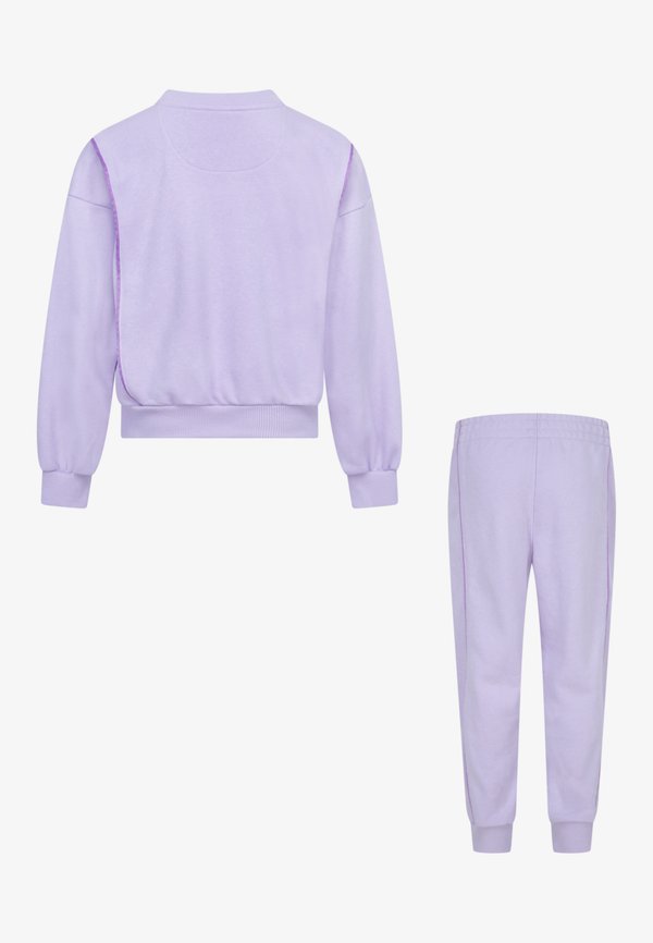 ESSENTIALS CREW SET - Sweatshirt - doll3