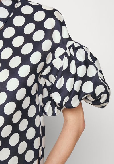 Dice Kayek SHIRT - Bluza s gumbima - big white