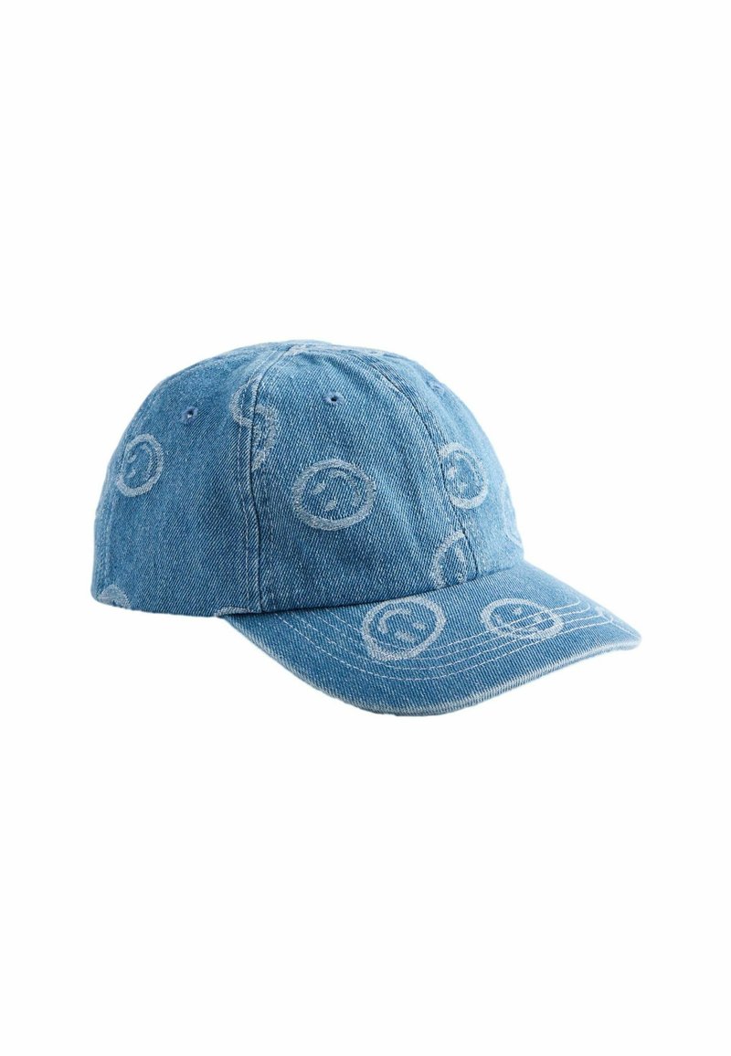 Blå denim baseball cap med hvide cirkulære mønstre, buet skygge og broderede detaljer. Justerbar rem bagpå.