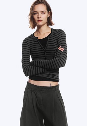 Weekday, T-shirt à manches longues - dark grey