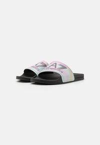 EA7 Emporio Armani UNISEX - Strandpapucsok és -szandálok - black/shadow graphic