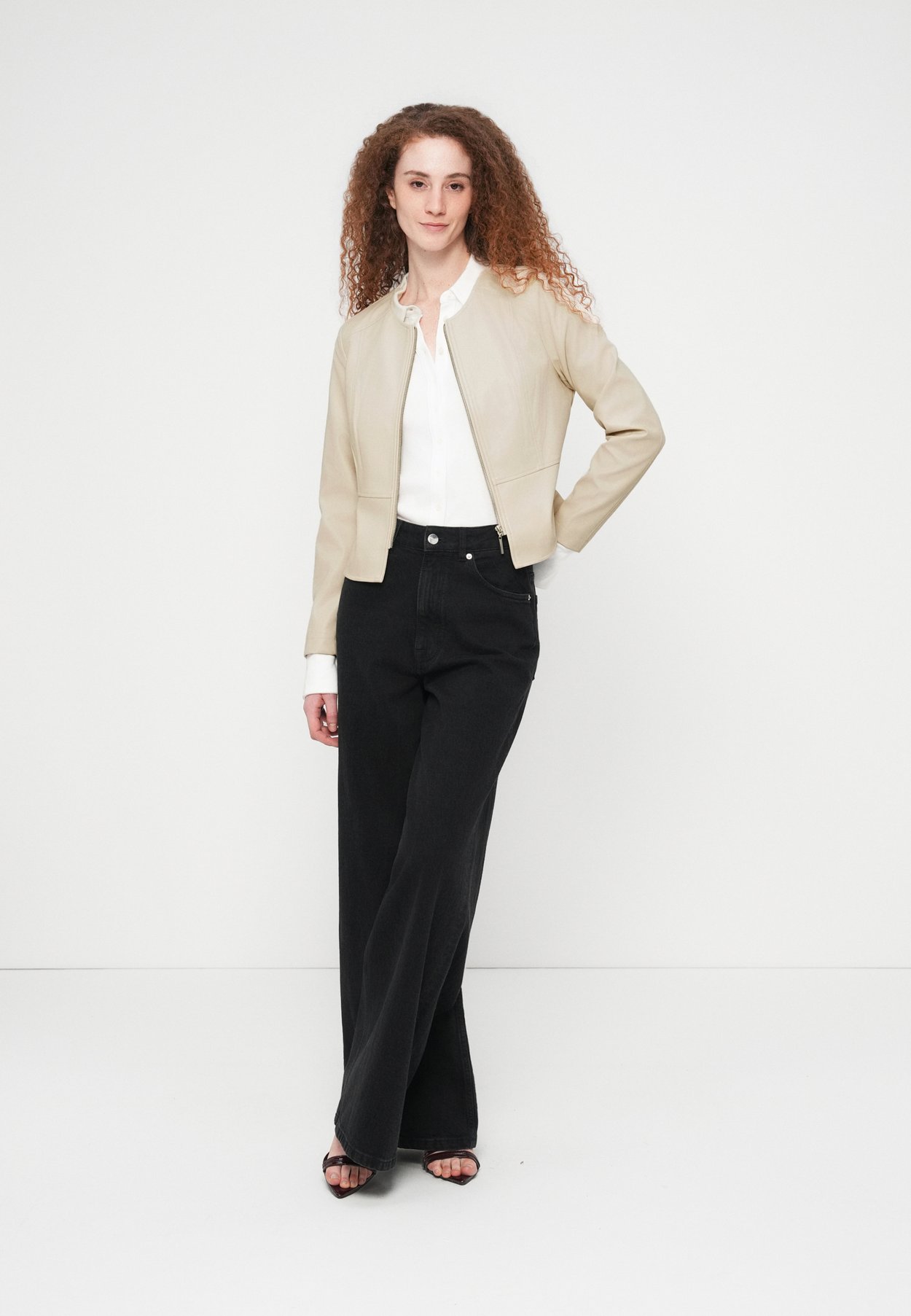 ONLSARAMY JACKET
