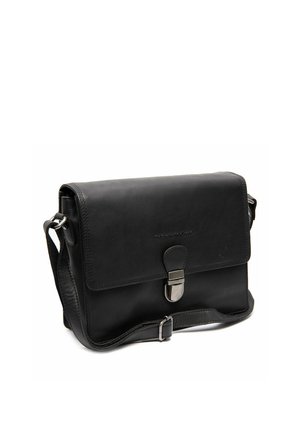 Schwarze Leder-Umhängetasche mit verstellbarem Schultergurt und silberner Schnallenverschluss an der Vorderklappe.