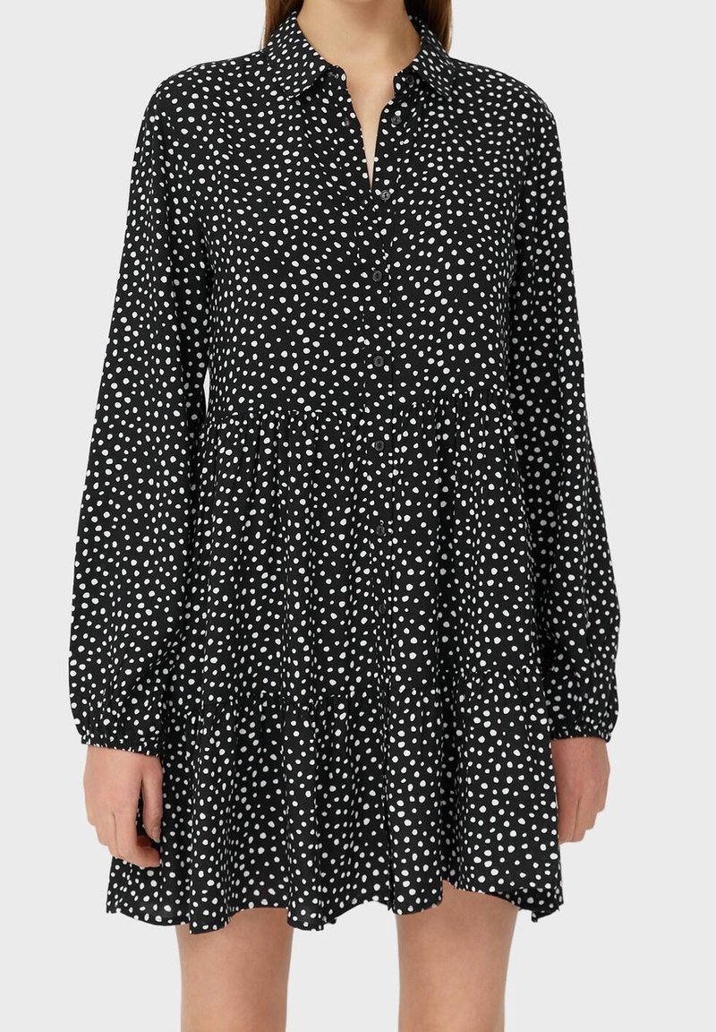 Stradivarius Košilové šaty - black