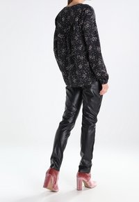 Saint Tropez Camicetta - black