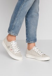 s.Oliver Trainers - light grey