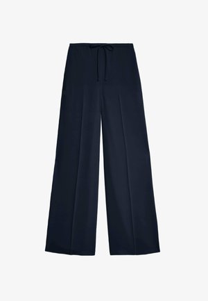 Mørkeblå bred ben bukser lavet af letvægtsstof, med snor i taljen og to frontfolder for ekstra struktur og bevægelse.