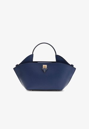 Tmavomodrá texturovaná kabelka s jedným horným uchom, trapezoidálnym tvarom a prednou zlatou sponou Guess s logom.