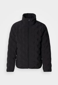 Μαύρο μπουφάν puffer με ψηλό γιακά και ολόκληρο φερμουάρ μπροστά. Διαθέτει καπιτονέ υφή και ελαστικά μανσέτα για εφαρμογή που αγκαλιάζει το σώμα. Ελαφρύ σχέδιο.