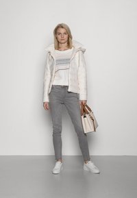Marc O'Polo Casaco de inverno - white mousse