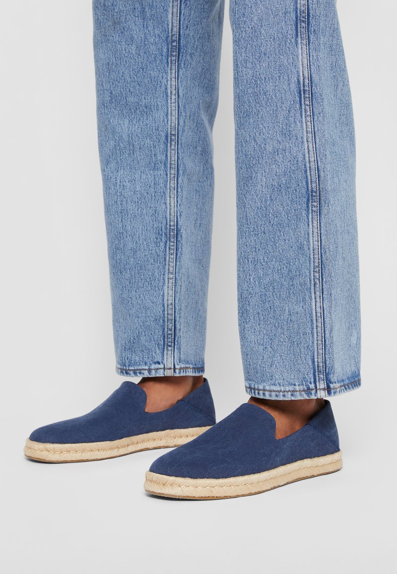 TOMS - SANTIAGO - Espadrilky - navy, Zvětšit