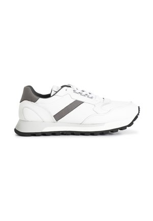 Tenisky - white
