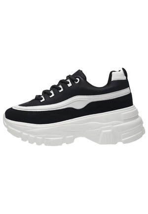 Sneakers - black