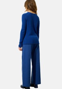 Authentic Cashmere Pullover - overseas