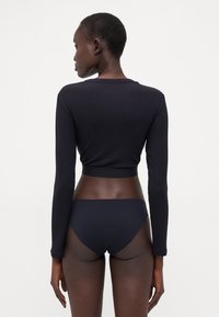 Guess TESSA - Pyjamapaita - jet black