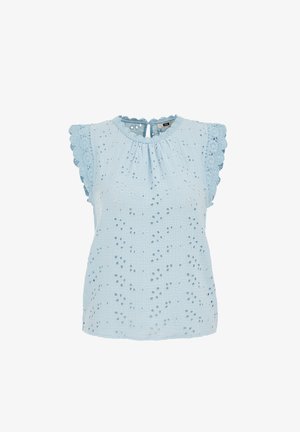 Blouse sans manches bleu clair en tissu ajouré, bordure en dentelle festonnée aux manches et fermeture bouton avec œillet au dos de l'encolure.