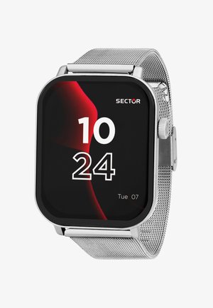 Silberner Edelstahl-Mesh-Armband-Smartwatch mit einem quadratischen schwarzen Display. Zeigt die Uhrzeit "10:24" und das Datum "Di. 07." an. Marke: SECTOR.
