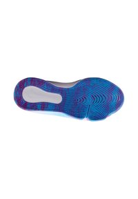Schuhsohle mit wellenförmigem Muster in lebhaftem Blau und Lila, mit strukturierten Rillen für gute Griffigkeit; glatte weiße Zwischensohle.