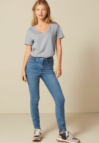 Next ESSENTIALS SHORT SLEEVE V-NECK T-SHIRT - T-Shirt basic - grey marl