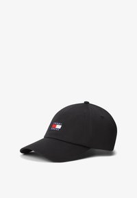 Ei valittu, black
