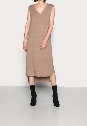 Stickad klänning - beige