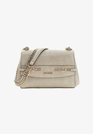 Sac à main en simili cuir beige avec un motif texturé de peau de crocodile, une bandoulière chaîne ton or, et un logo en détail sur le devant.