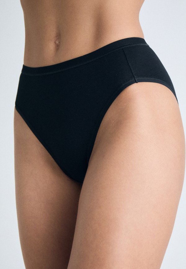 GO DAILY TAI 3 PACK - Briefs4