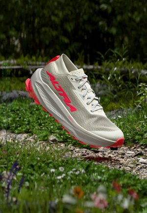 Altra OLYMPUS 275 HILO - Scarpe da trail running - vaporous gray/fiery