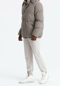 Ombre Vinterjakker - beige