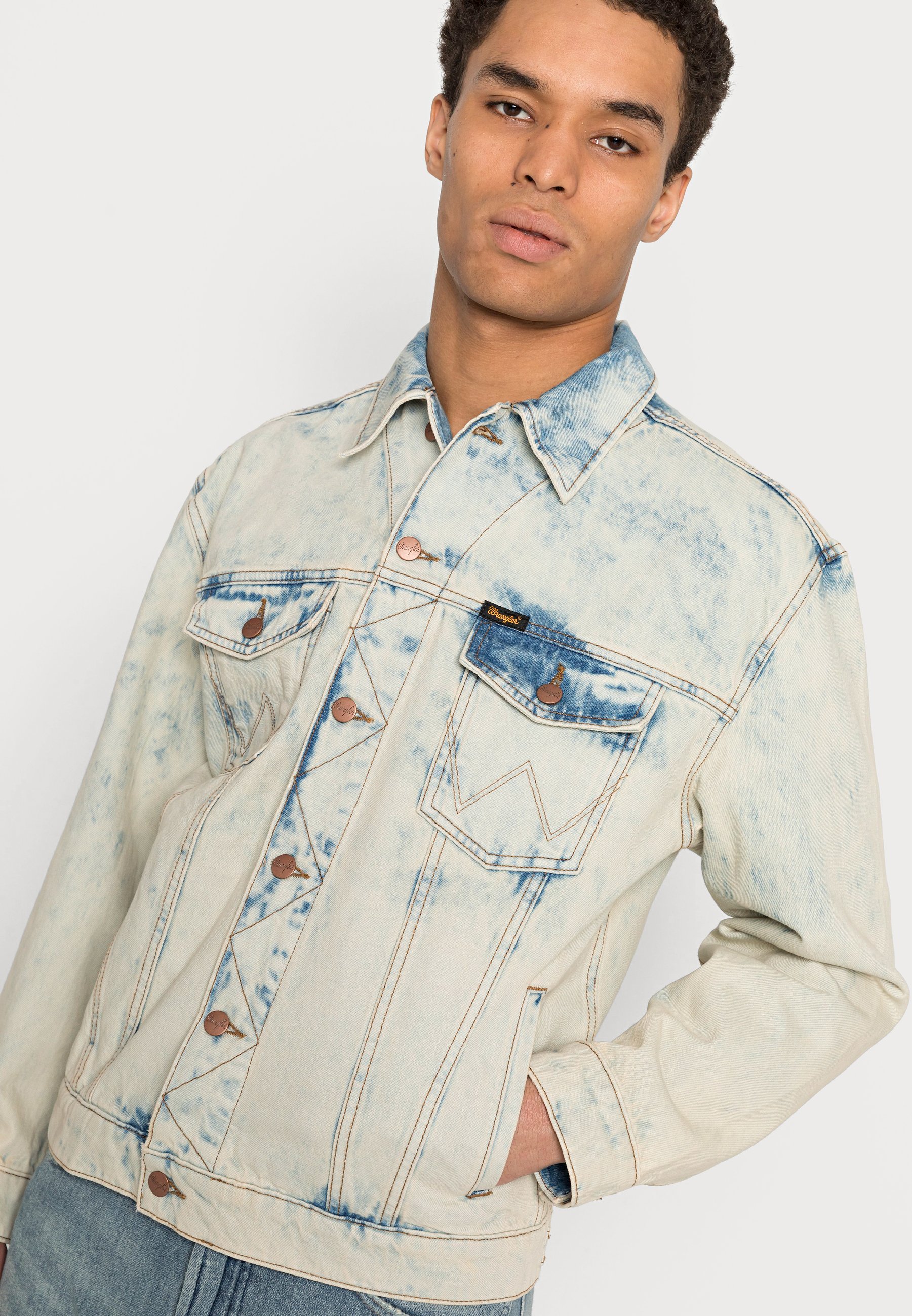Wrangler ANTI FIT JACKET - Denim jacket 