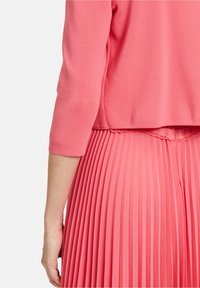 Vera Mont Chaqueta de punto - pink