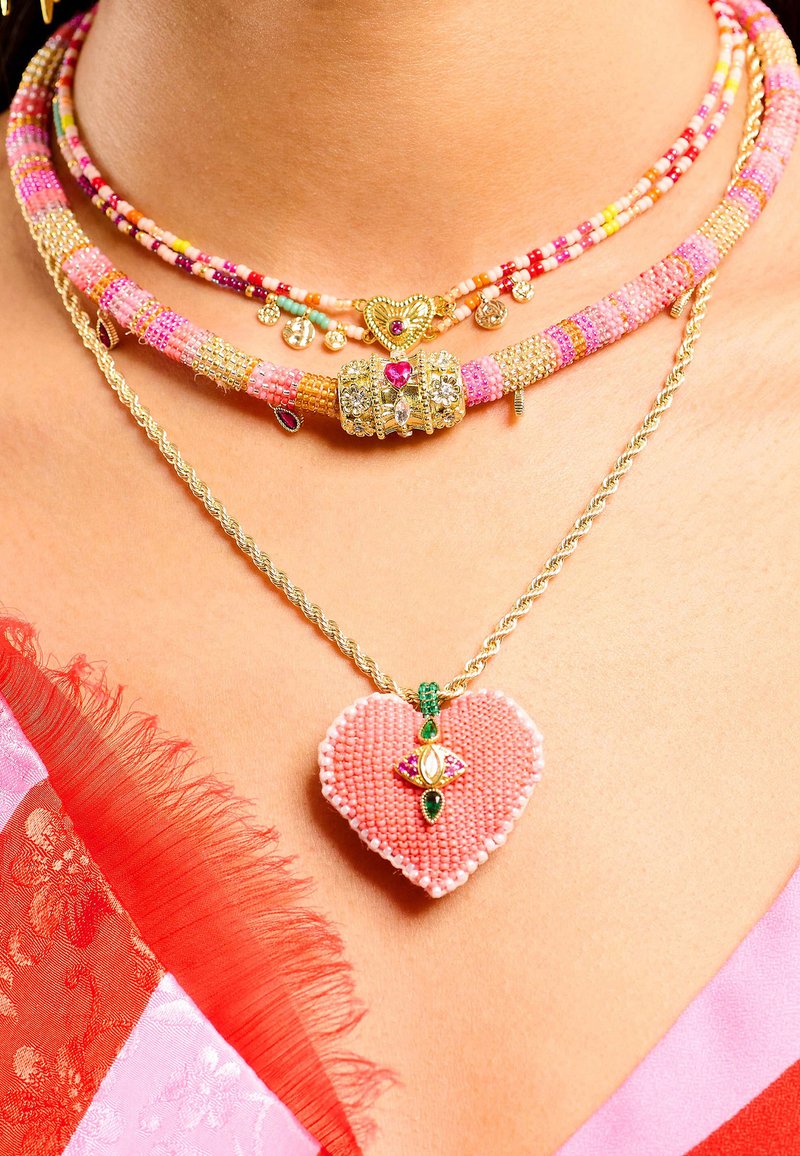 Hipanema Necklace - rose pink
