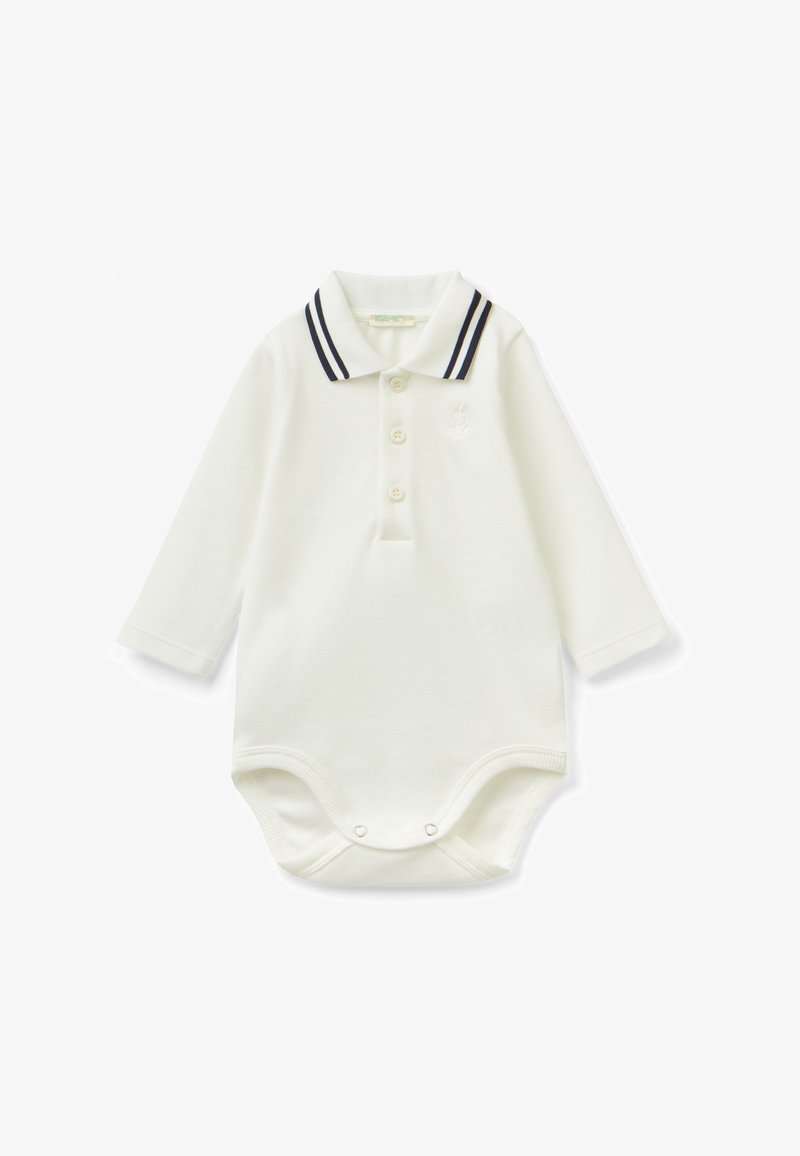 Body bianco a maniche lunghe con colletto a righe blu, pattina con tre bottoni e chiusure a scatto nella parte inferiore. Materiale in cotone morbido.