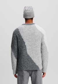 KARL LAGERFELD INTARSIA KNIT - Džemperis - grey melang