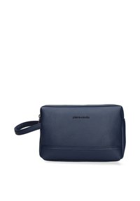 Borsa da toiletta in pelle testurizzata blu navy con cinturino da polso e "pierre cardin" impresso al centro davanti.